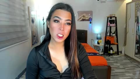 Snapshot of naugtycummer69 chatting on February 7, 2026, 5:55 am JAY online show from February 7, 2026, 5:55 am