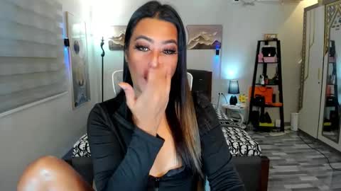 Snapshot of naugtycummer69 chatting on February 11, 2026, 6:07 am JAY online show from February 11, 2026, 6:07 am