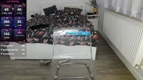 KimBeee online show from January 14, 2025, 1:17 pm