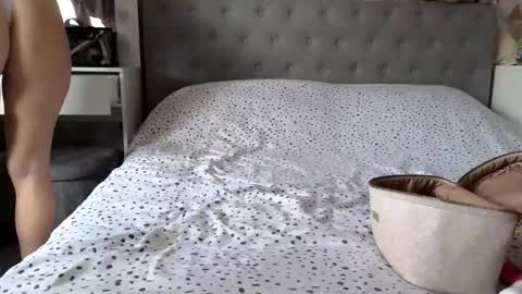 Snapshot of navyrayne chatting on March 22, 2026, 11:02 am Navyrein online show from March 22, 2026, 11:02 am