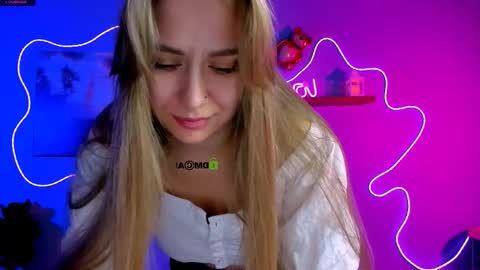 naya_dream online show from March 17, 2026, 8:12 pm