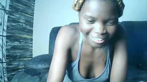 Snapshot of nayela_ chatting on March 7, 2026, 6:05 pm nayela_ online show from March 7, 2026, 6:05 pm