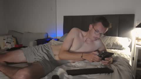 nayesie02 online show from March 18, 2026, 12:19 pm