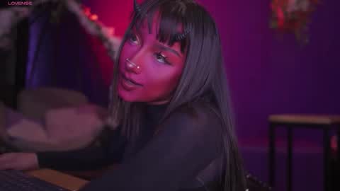 Nefertari online show from October 28, 2025, 11:47 am