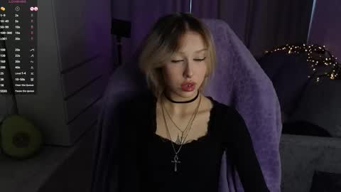 Snapshot of nebu1anymph chatting on October 7, 2025, 8:11 am nebu1anymph online show from October 7, 2025, 8:11 am