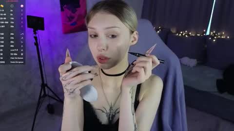 Snapshot of nebu1anymph chatting on October 11, 2025, 9:52 am nebu1anymph online show from October 11, 2025, 9:52 am