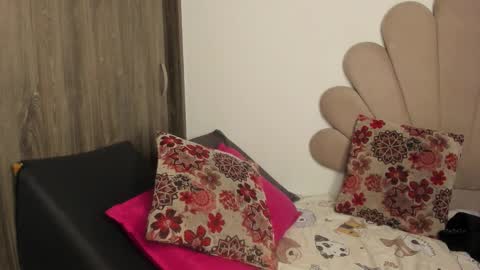 Nei turn green online show from February 24, 2026, 9:13 pm