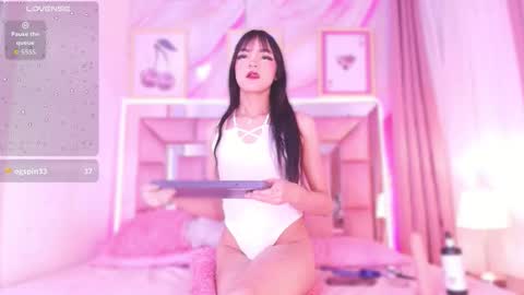 nefera_nox online show from March 9, 2026, 3:32 am