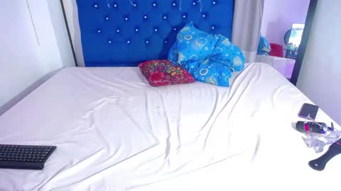Snapshot of neighbor_ebony chatting on May 16, 2026, 8:55 am CHIKY online show from May 16, 2026, 8:55 am