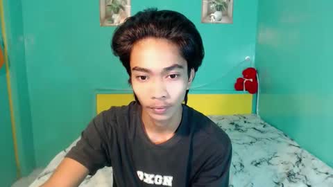 neil_asian69 online show from April 24, 2026, 11:29 pm