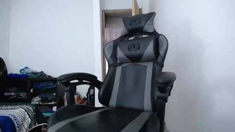 Snapshot of neitan___ chatting on September 18, 2025, 3:14 pm neitan___ online show from September 18, 2025, 3:14 pm