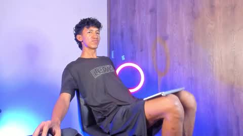 Snapshot of neitan_miller chatting on February 28, 2026, 9:43 am neitan online show from February 28, 2026, 9:43 am