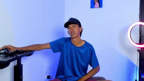 Snapshot of neitan_miller chatting on May 23, 2026, 5:01 am neitan online show from May 23, 2026, 5:01 am