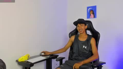 Snapshot of neitan_miller chatting on May 25, 2026, 1:28 pm neitan online show from May 25, 2026, 1:28 pm