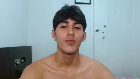 Snapshot of neithanzyn chatting on December 22, 2024, 7:31 pm Neithanzyn online show from December 22, 2024, 7:31 pm