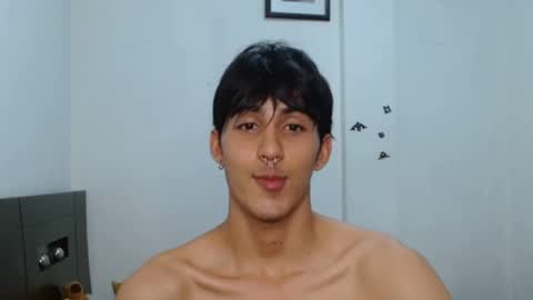 Snapshot of neithanzyn chatting on January 15, 2025, 1:45 am Neithanzyn online show from January 15, 2025, 1:45 am