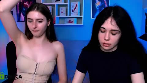 Snapshot of nekky_mouse chatting on September 14, 2025, 2:16 pm Meow online show from September 14, 2025, 2:16 pm