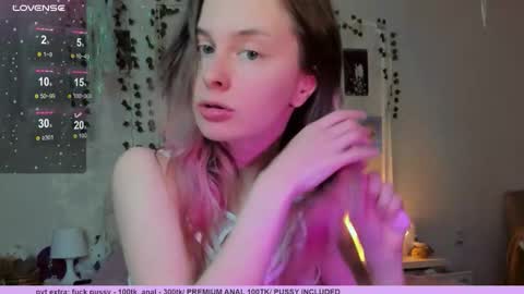 Snapshot of neko_kitsune chatting on November 25, 2025, 8:09 pm neko_kitsune online show from November 25, 2025, 8:09 pm