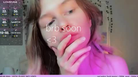 neko_kitsune online show from March 6, 2026, 7:21 pm