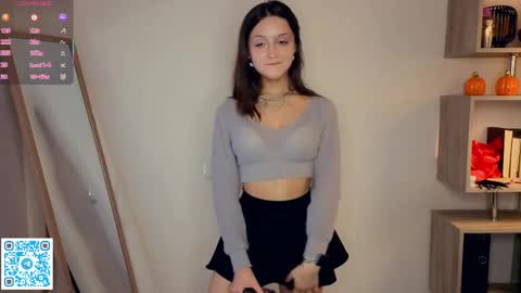 Vicky and Beatrice online show from April 26, 2026, 7:11 pm
