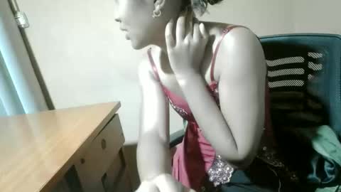 nelia_84 online show from April 26, 2026, 2:09 am