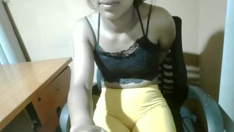 nelia_84 online show from April 26, 2026, 2:15 pm