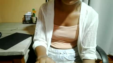nelia_84 online show from June 21, 2026, 6:43 pm