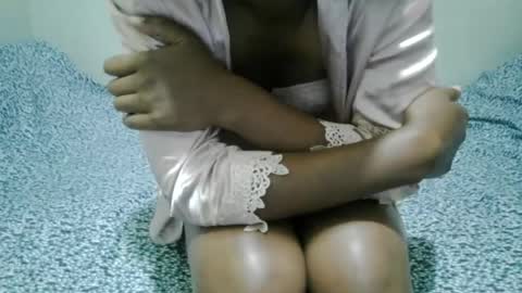 nelia_84 online show from July 10, 2026, 7:12 am