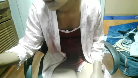 nelia_84 online show from July 15, 2026, 12:43 pm