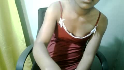 nelia_84 online show from July 24, 2026, 10:35 am