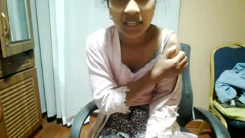 nelia_84 online show from July 27, 2026, 4:14 pm