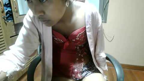 nelia_84 online show from July 28, 2026, 4:05 pm
