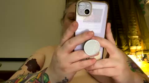 Nellie Atlas online show from February 10, 2026, 12:37 am