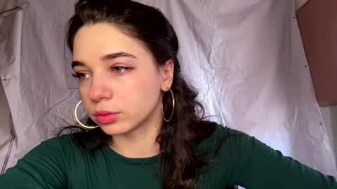 Snapshot of nelliezhu chatting on April 8, 2026, 10:15 am Angelihee online show from April 8, 2026, 10:15 am