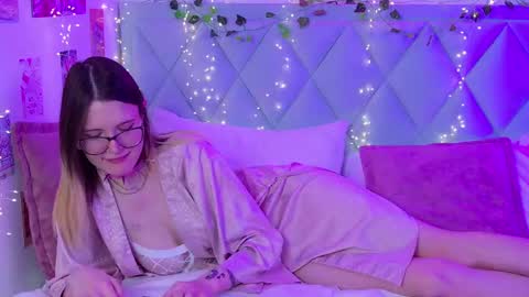 Snapshot of nellloyns chatting on January 27, 2025, 9:00 pm Nelly online show from January 27, 2025, 9:00 pm