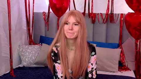 Snapshot of nellloyns chatting on February 14, 2025, 7:54 pm Nelly online show from February 14, 2025, 7:54 pm