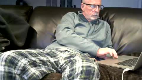 Snapshot of neman4u2c chatting on February 9, 2025, 2:49 am Jack online show from February 9, 2025, 2:49 am