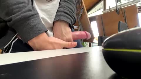 Snapshot of neneo21_ chatting on January 9, 2025, 9:37 am neneo21_ online show from January 9, 2025, 9:37 am