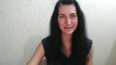 Nensy online show from September 13, 2025, 7:24 pm