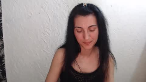Nensy online show from April 27, 2026, 3:10 pm