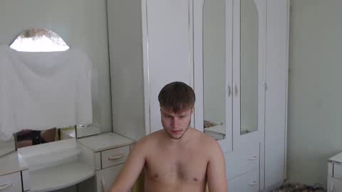 Snapshot of nenvol1 chatting on January 10, 2025, 10:06 am better ask online show from January 10, 2025, 10:06 am