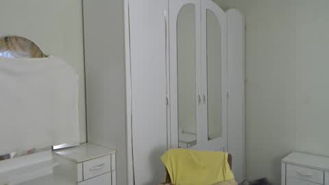 Snapshot of nenvol1 chatting on March 2, 2025, 10:03 am better ask online show from March 2, 2025, 10:03 am