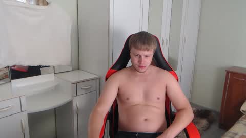 Snapshot of nenvol1 chatting on September 30, 2025, 9:58 am better ask online show from September 30, 2025, 9:58 am