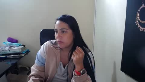 Snapshot of neny445 chatting on February 19, 2025, 2:23 pm kelly lopez online show from February 19, 2025, 2:23 pm