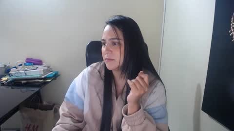 Snapshot of neny445 chatting on March 4, 2025, 1:38 pm kelly lopez online show from March 4, 2025, 1:38 pm