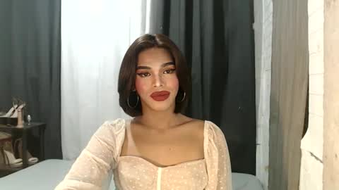 neomi online show from December 4, 2025, 4:38 pm