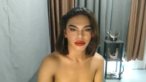 neomi online show from April 26, 2026, 7:22 pm
