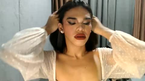 Snapshot of neomi_hardcock chatting on May 12, 2026, 4:26 pm neomi online show from May 12, 2026, 4:26 pm