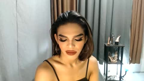 Snapshot of neomi_hardcock chatting on June 3, 2026, 4:34 pm neomi online show from June 3, 2026, 4:34 pm