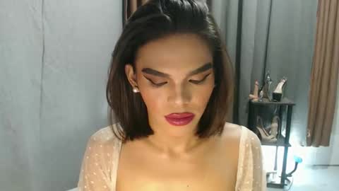 Snapshot of neomi_hardcock chatting on June 6, 2026, 6:12 pm neomi online show from June 6, 2026, 6:12 pm